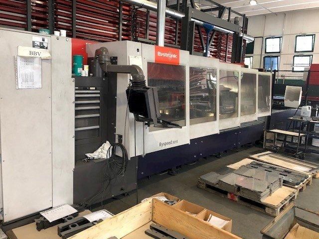 Prikaz lijeve strane  stroja Bystronic Byspeed 3015