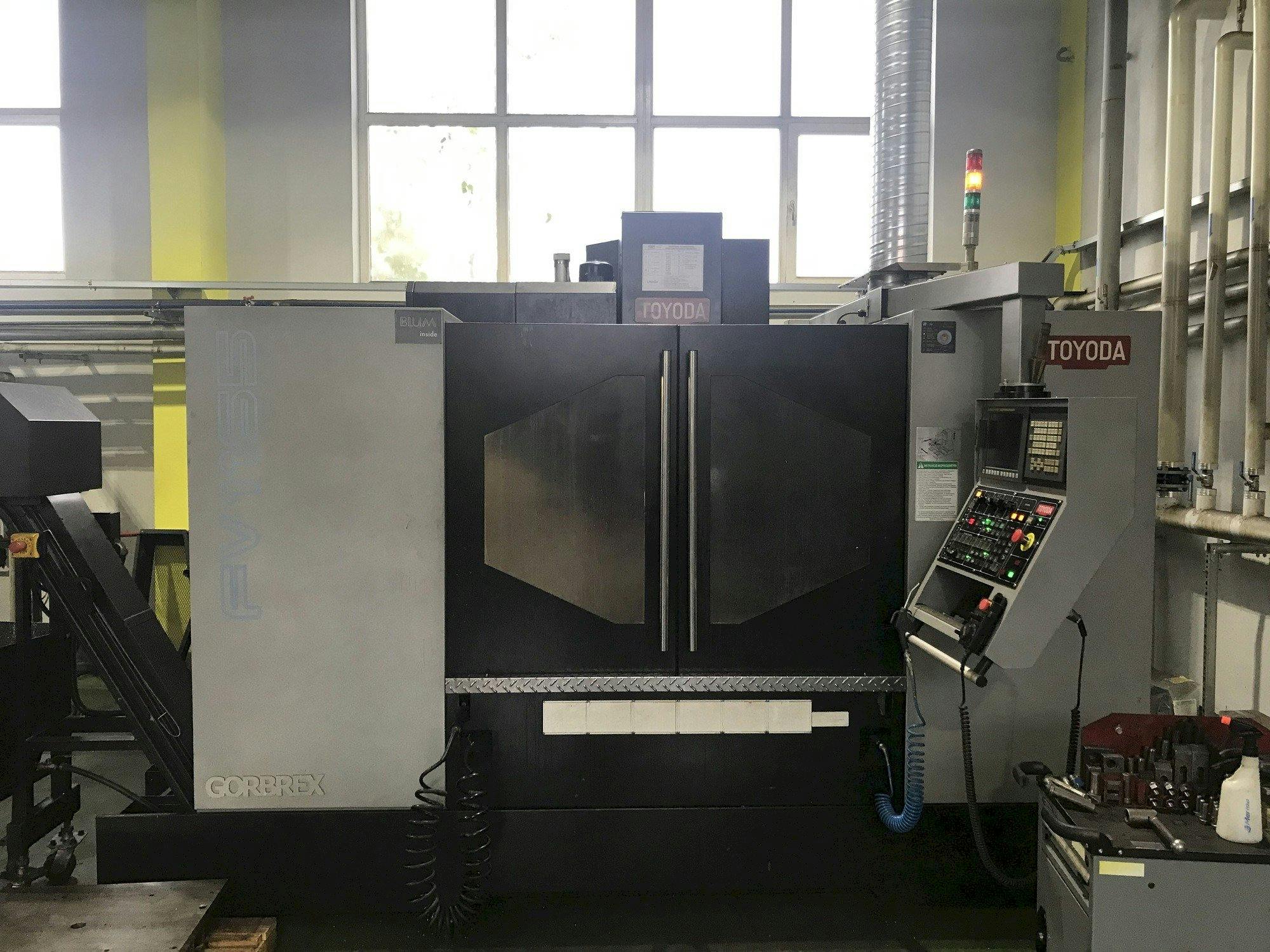 Prikaz  stroja TOYODA FV1165  sprijeda