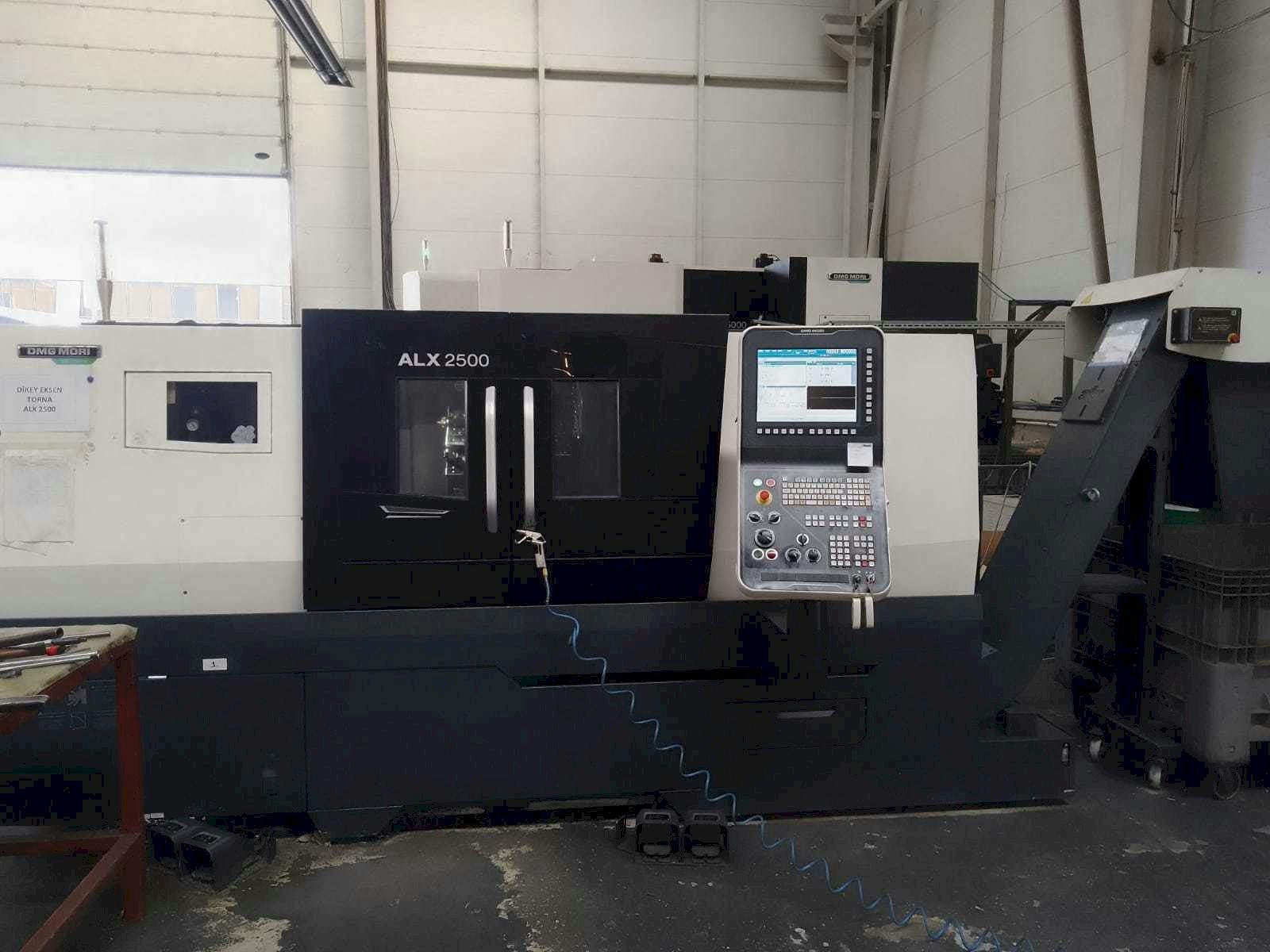 Prikaz  stroja DMG MORI ALX 2500  sprijeda