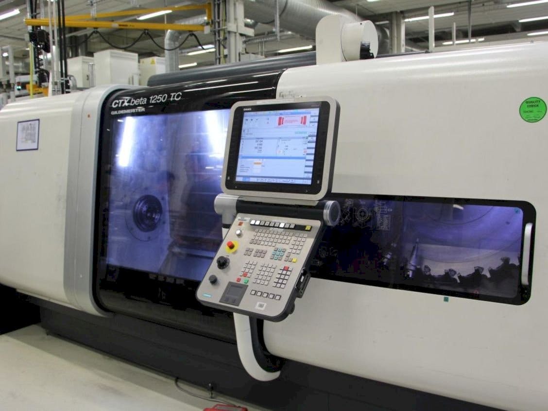 Prikaz  stroja DMG MORI GILDEMEISTER CTX Beta 1250 TC  sprijeda