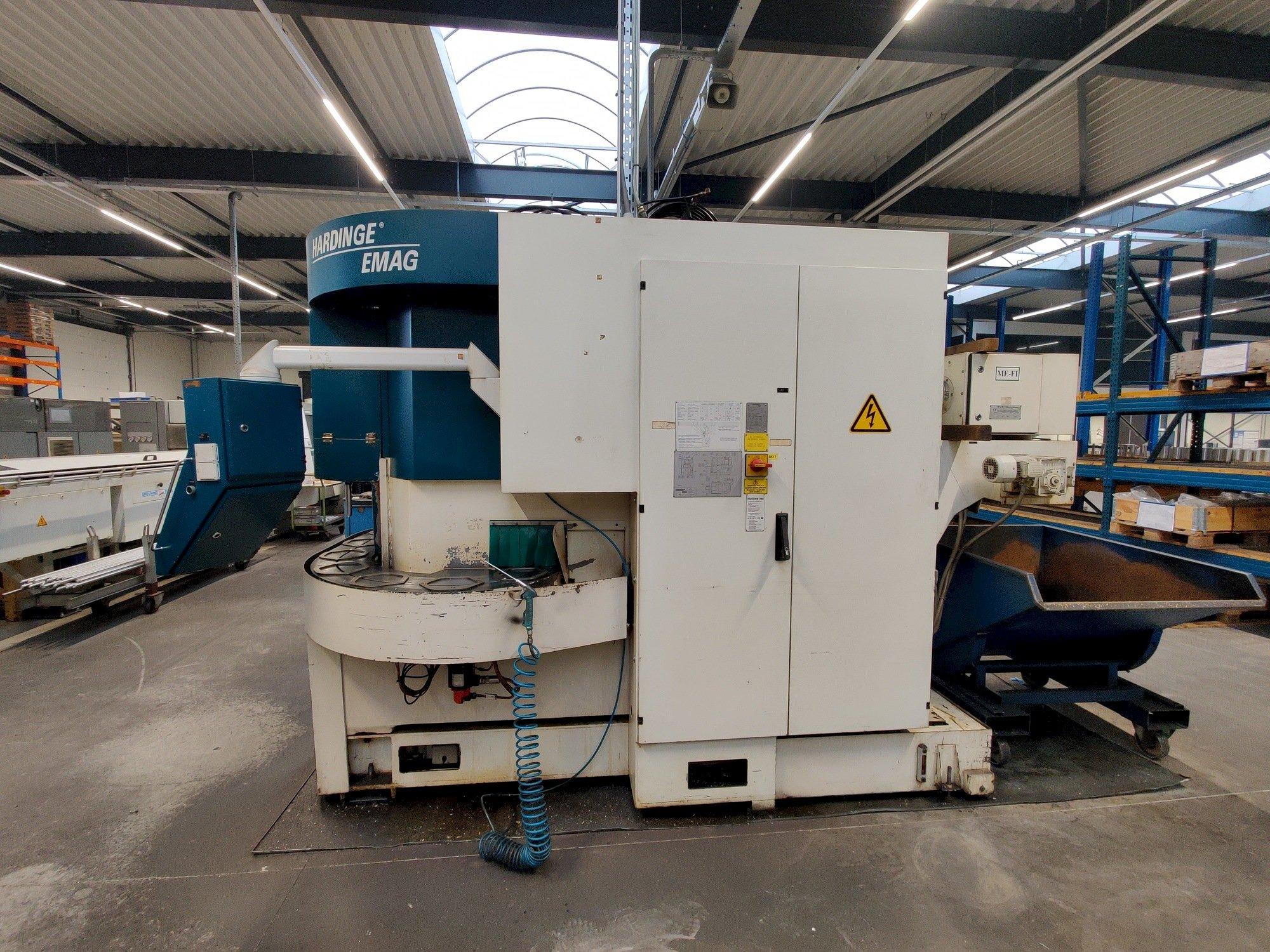 Prikaz  stroja Hardinge Emag VL 5  sprijeda