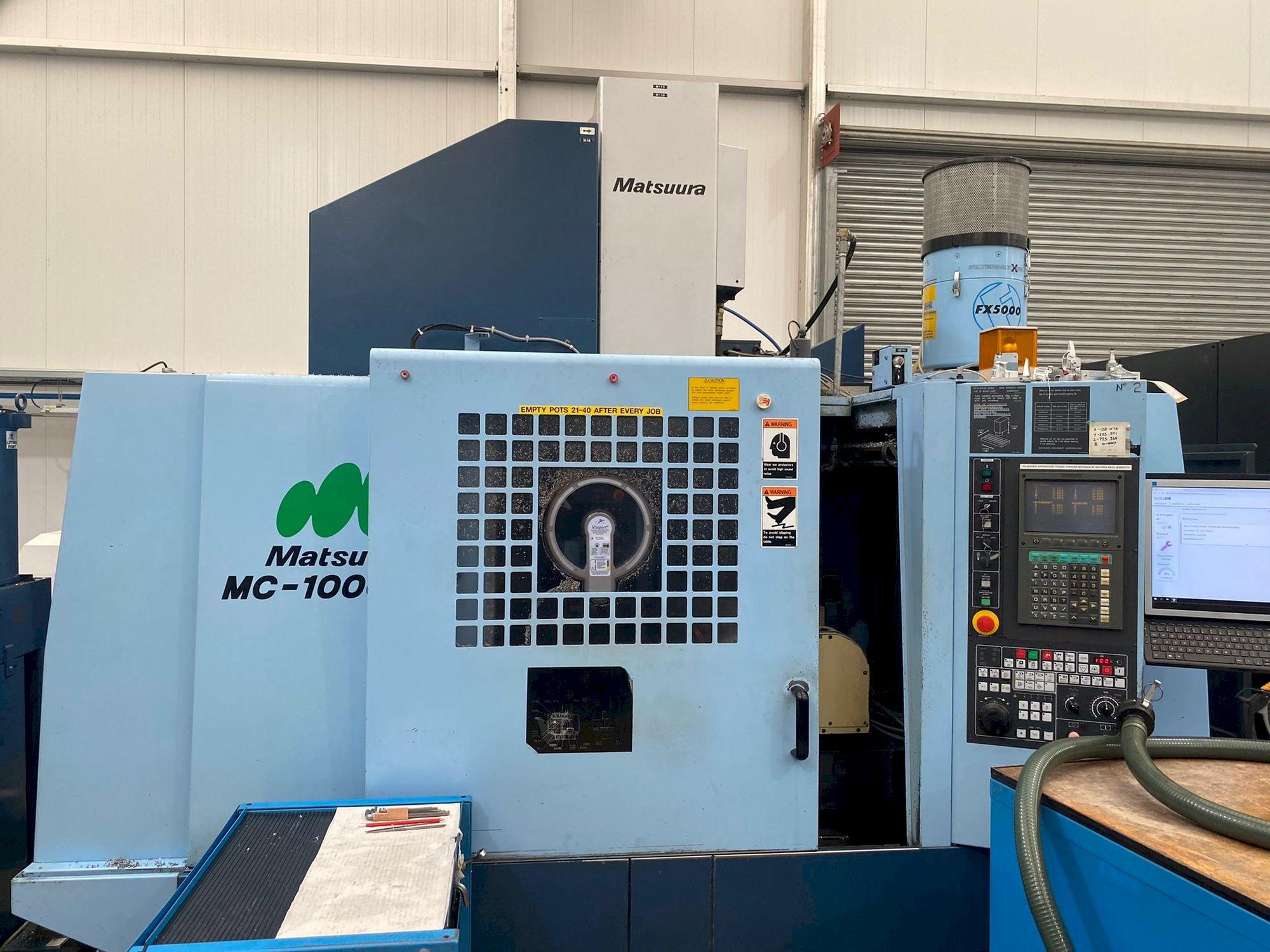 Prikaz  stroja Matsuura MC-1000 VGX  sprijeda