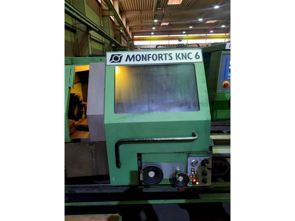 Prikaz  stroja Monforts KNC6 x 2000  sprijeda