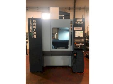 Prikaz  stroja Matsuura MX-520  sprijeda