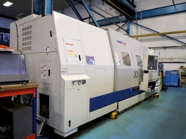 Prikaz  stroja Doosan Puma 800L  sprijeda