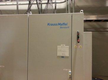 Prikaz  stroja Krauss Maffei Berstorff  Extrusion Line  sprijeda