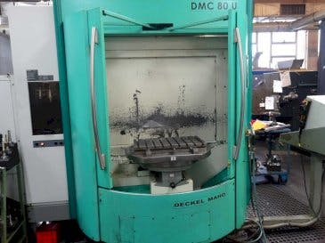 Prikaz  stroja DECKEL Maho DMC 80 U  sprijeda