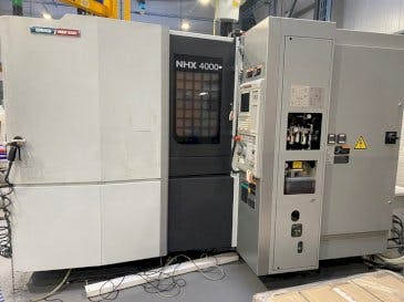 Prikaz  stroja DMG Mori Seiki NHX4000  sprijeda