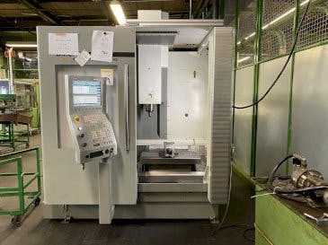 Prikaz  stroja DECKEL MAHO DMC 635V  sprijeda