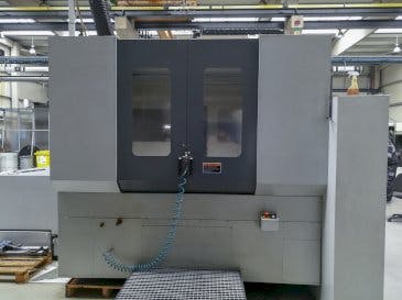 Prikaz  stroja MORI SEIKI MH-633 sprijeda